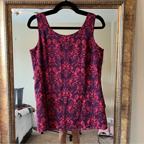 Cabi Cameo Female Portrait Print Tank Top - Picture 4 of 7